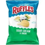 RUFFLES Sour Cream & Onion Potato Chips, 6.5 oz